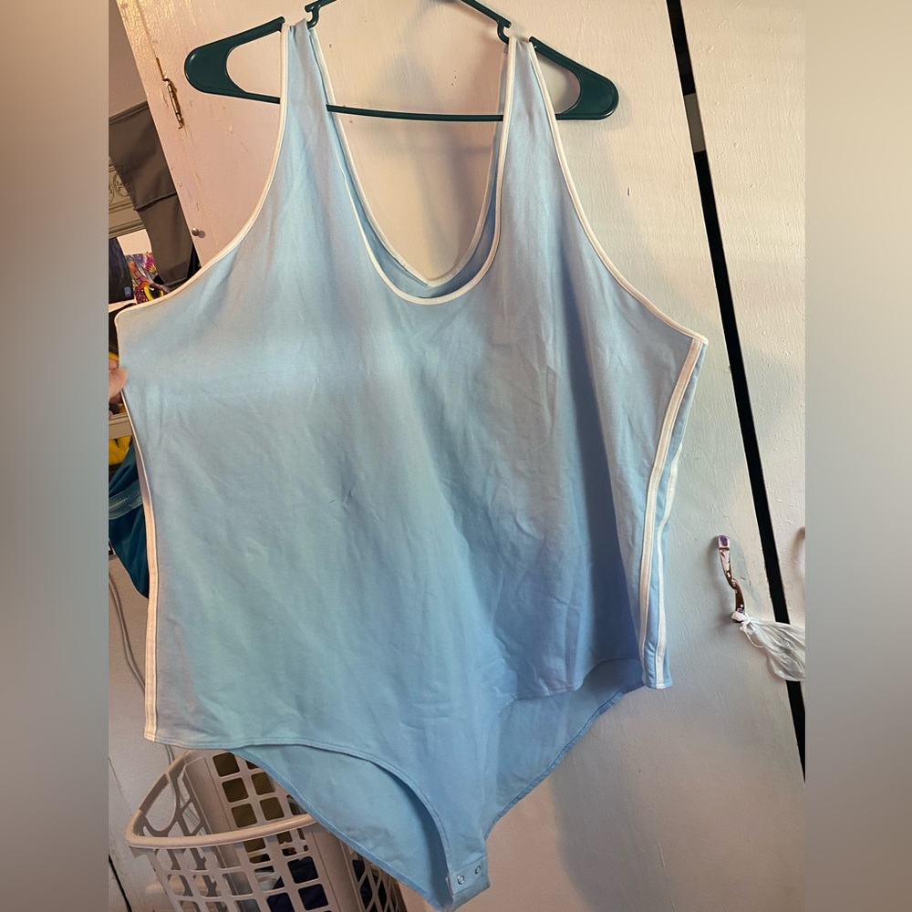 PLUS SIZE BODY SUIT- 4X never worn